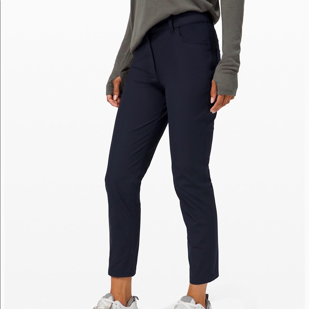 HARDLY WORN LULULEMON PANTS